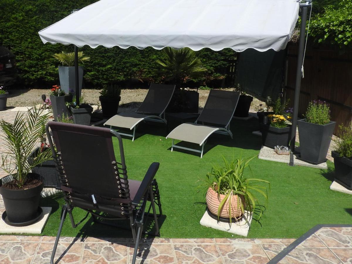Appartement Mansarde Et Climatise 50 M2 Pompignan  Exterior foto
