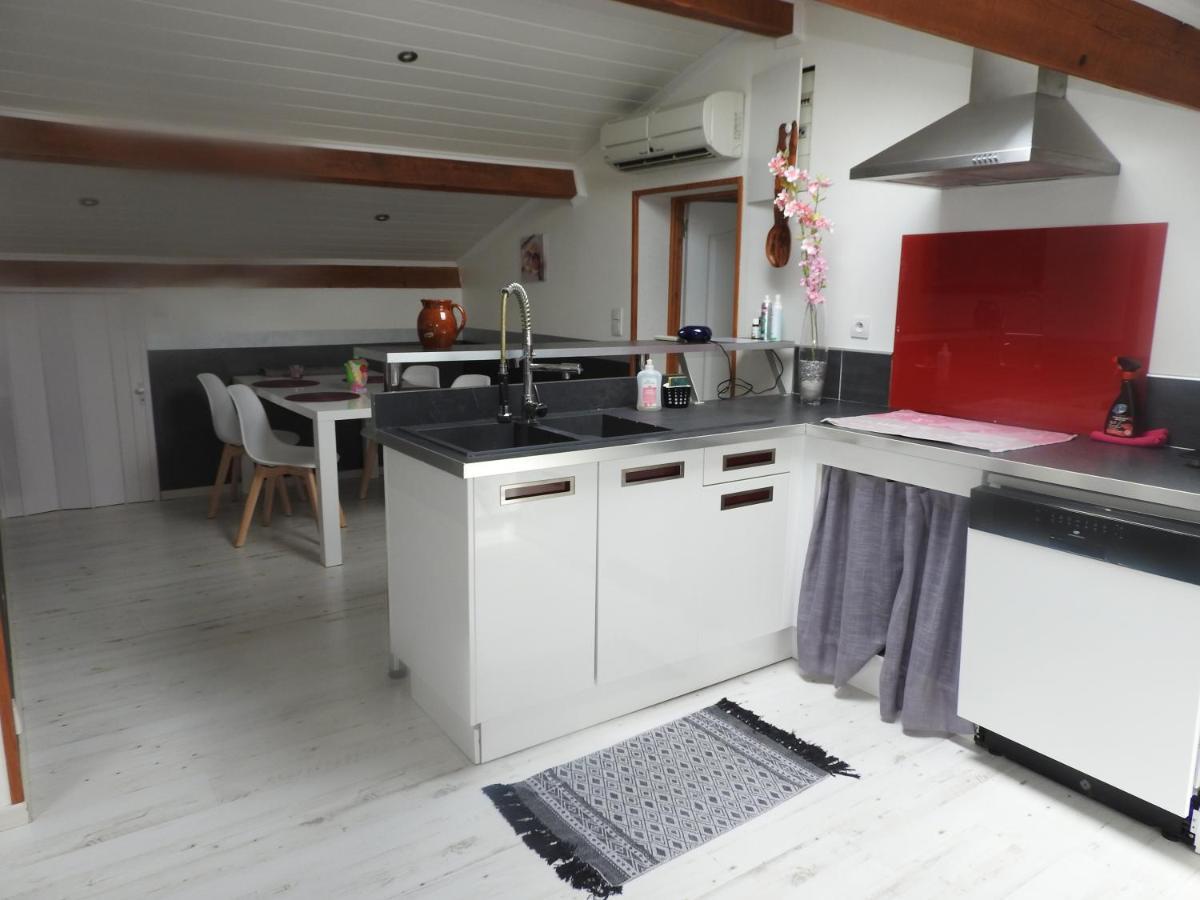 Appartement Mansarde Et Climatise 50 M2 Pompignan  Exterior foto