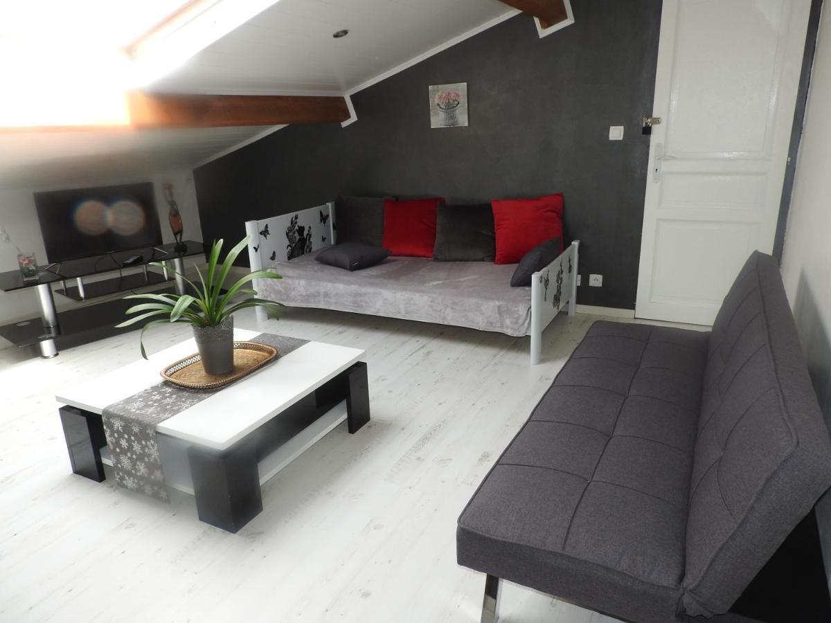 Appartement Mansarde Et Climatise 50 M2 Pompignan  Exterior foto