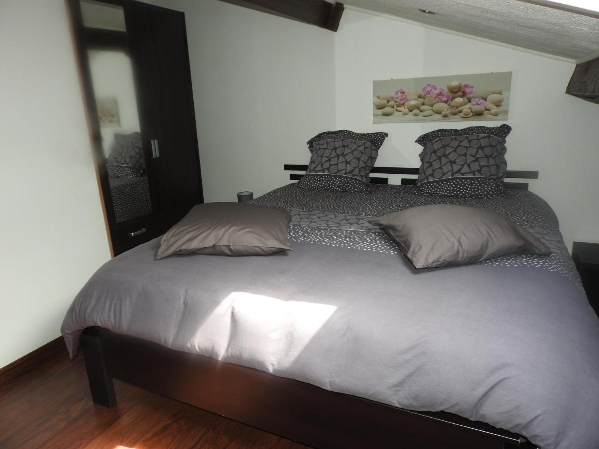 Appartement Mansarde Et Climatise 50 M2 Pompignan  Exterior foto