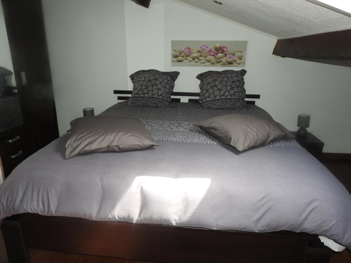 Appartement Mansarde Et Climatise 50 M2 Pompignan  Exterior foto
