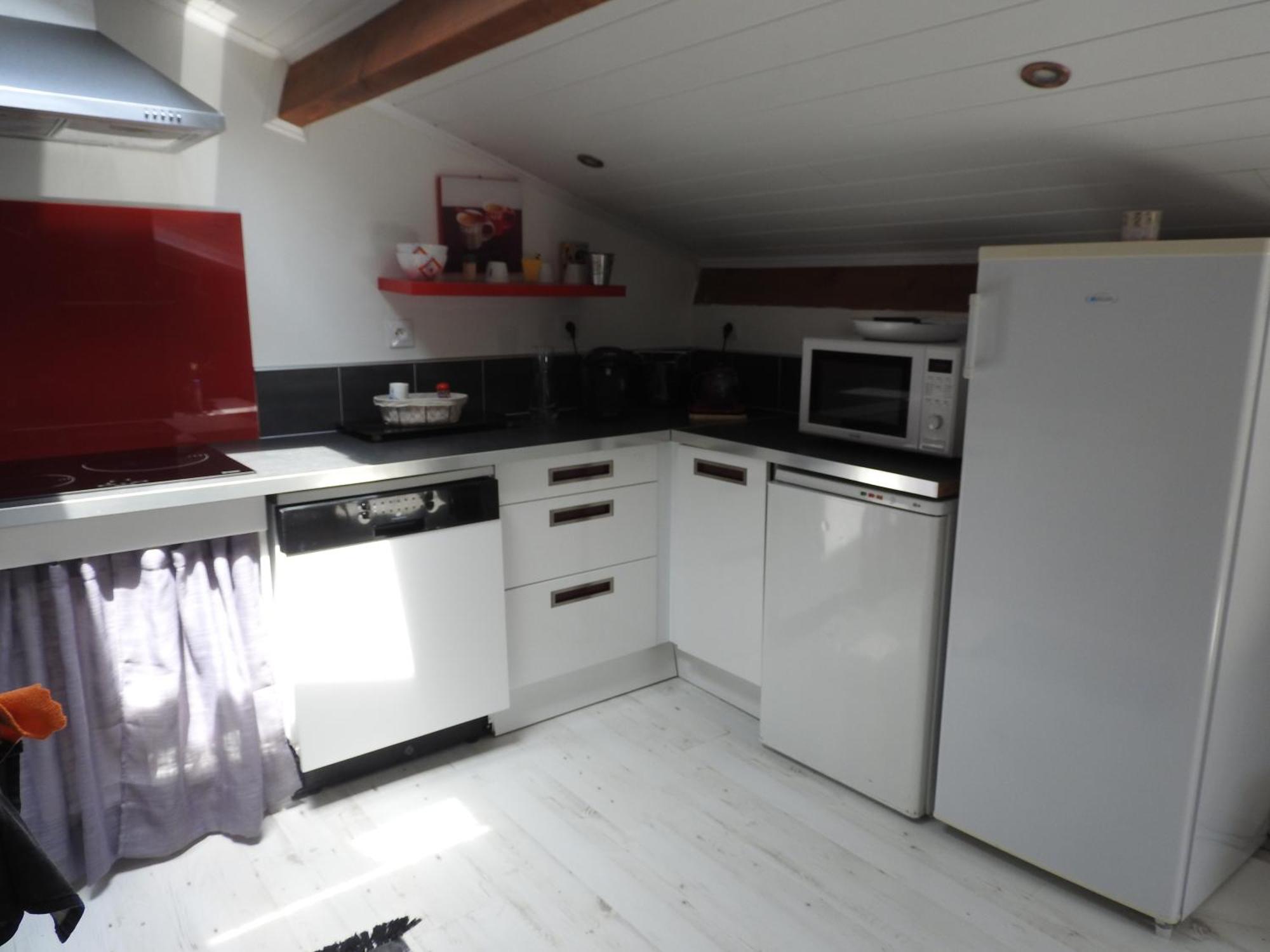 Appartement Mansarde Et Climatise 50 M2 Pompignan  Exterior foto